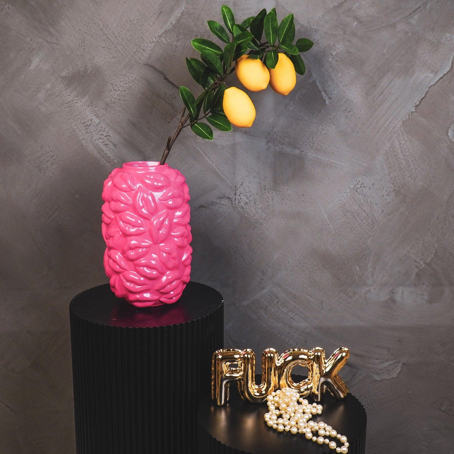 Vaas - Bloemenvaas Lippen - Keramiek - Fluor Roze - 17x17x27cm