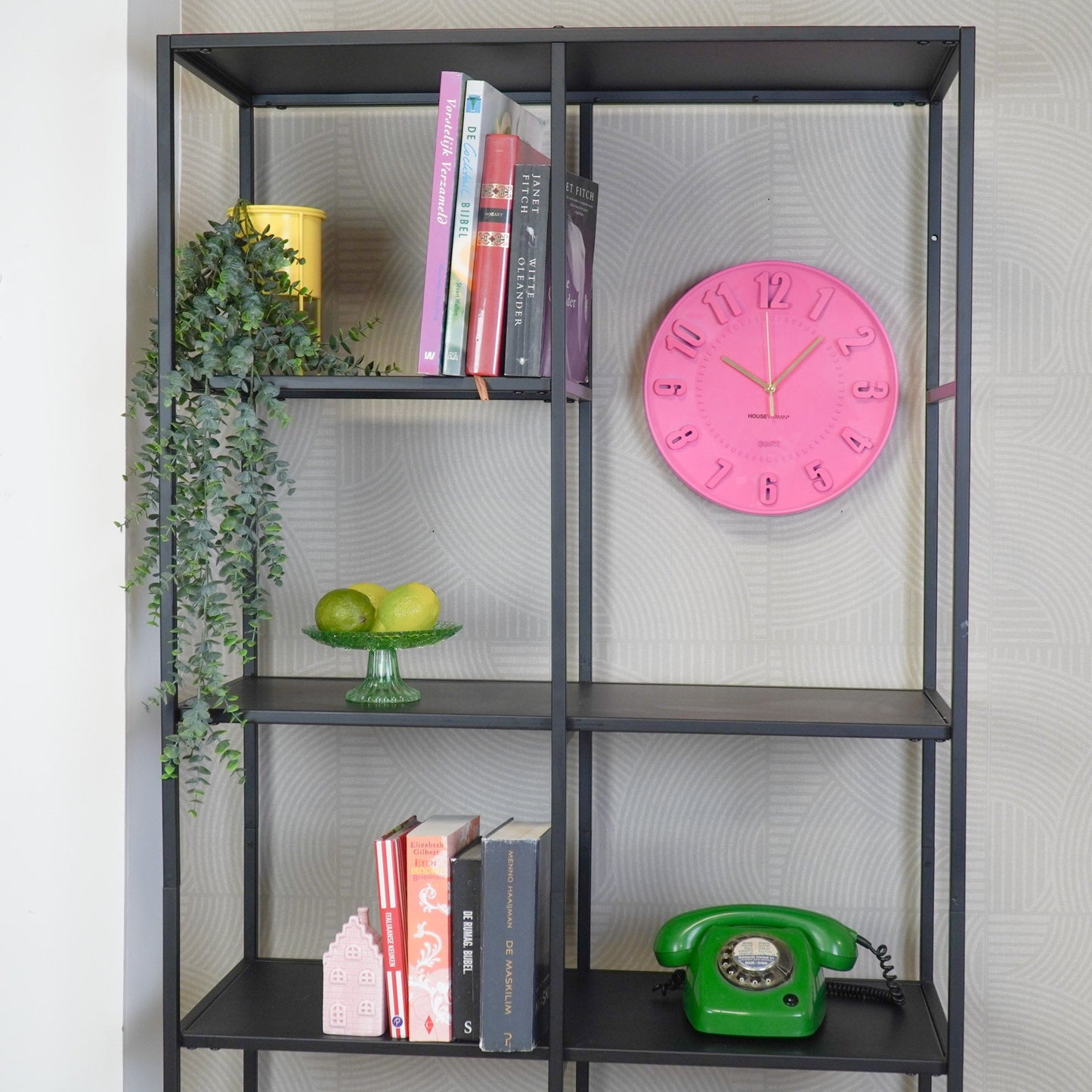 Klok- Wandklok Cijfers- Fluor Roze - 30x30x4cm