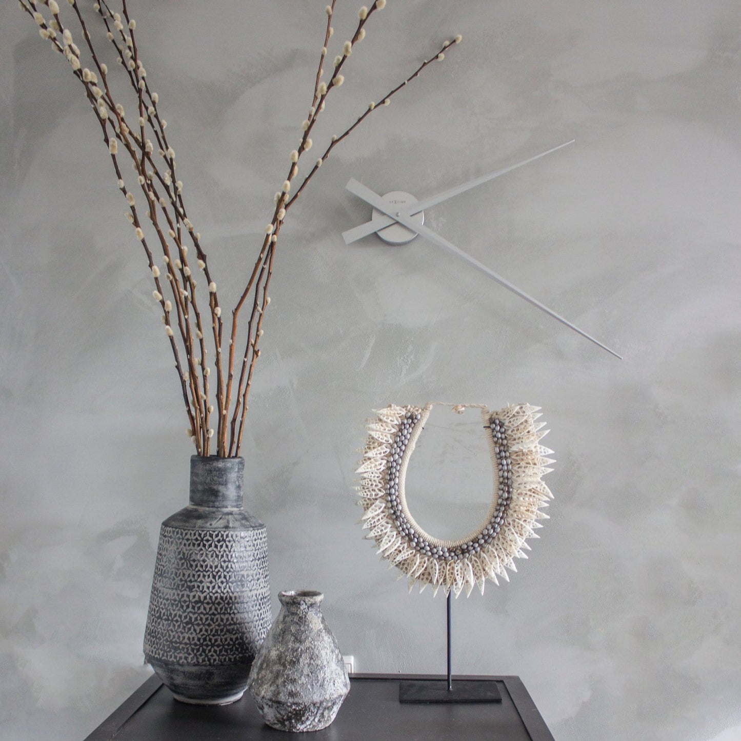 Large wall clock - 85 cm - Aluminum - 'Hands'