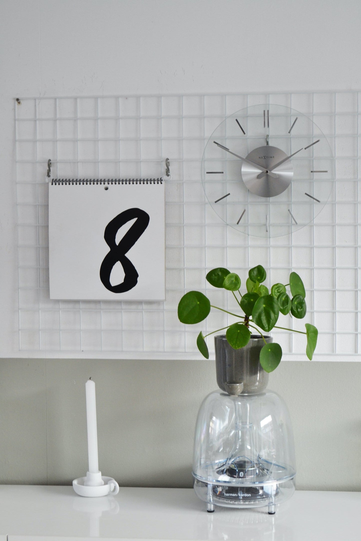 Wall clock - 26 cm - Aluminum - Glass - 'Stripe'