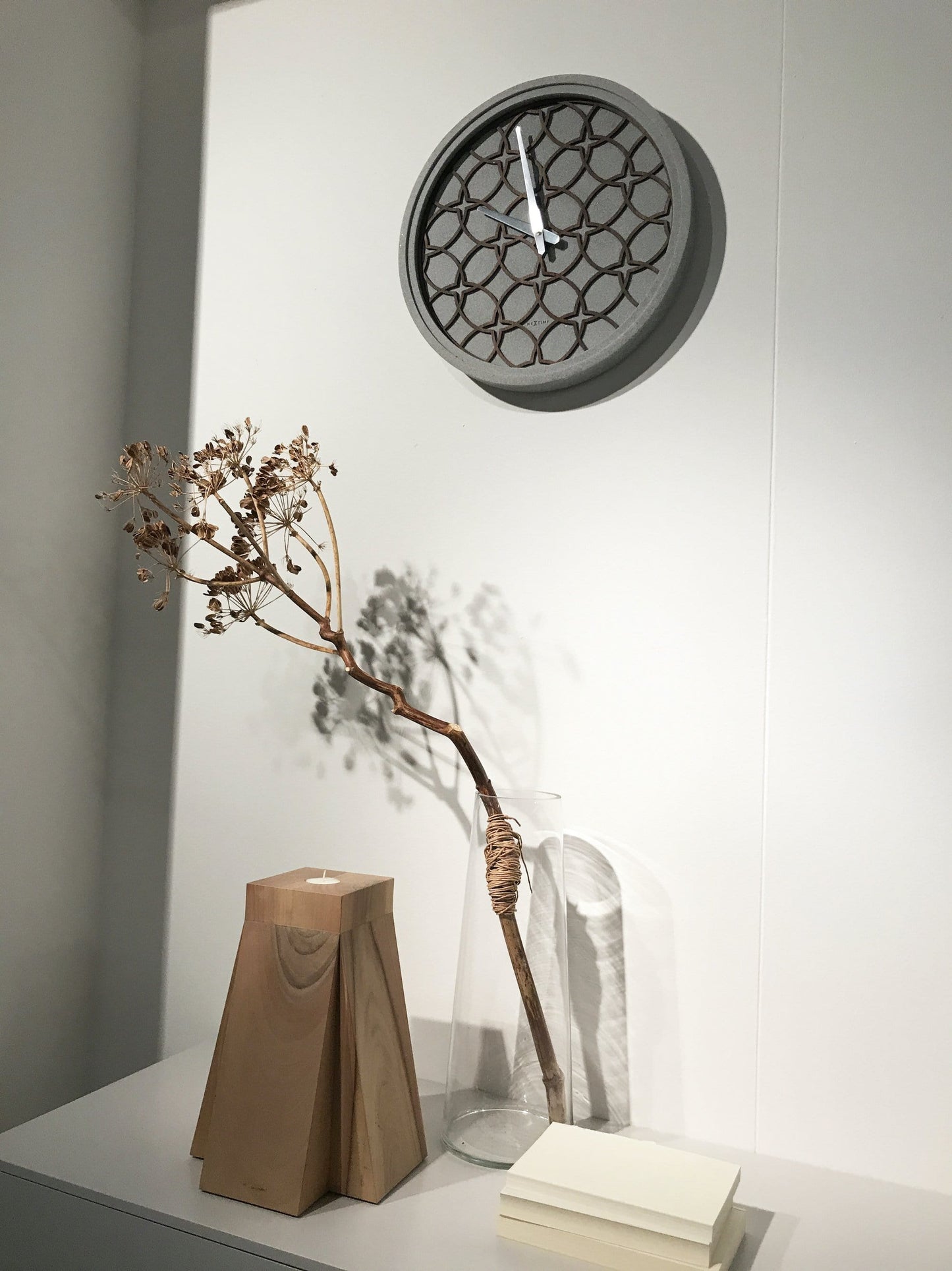 Wall Clock - 39.5 cm - Polyresin/Wood - 'Concreto love'