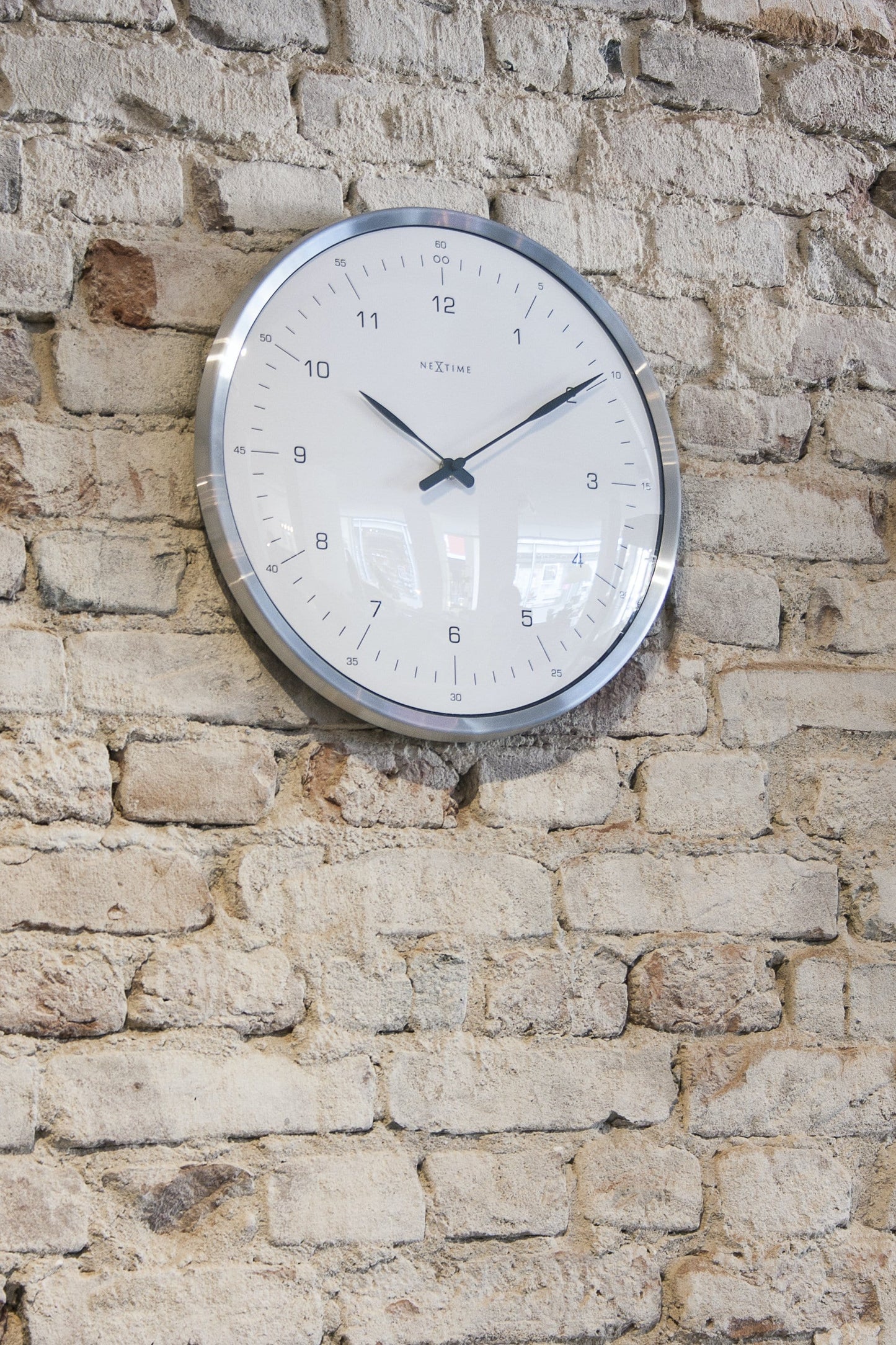 Wall clock- 33 cm - Metal - Dome Shaped Glass- '60 Minutes'
