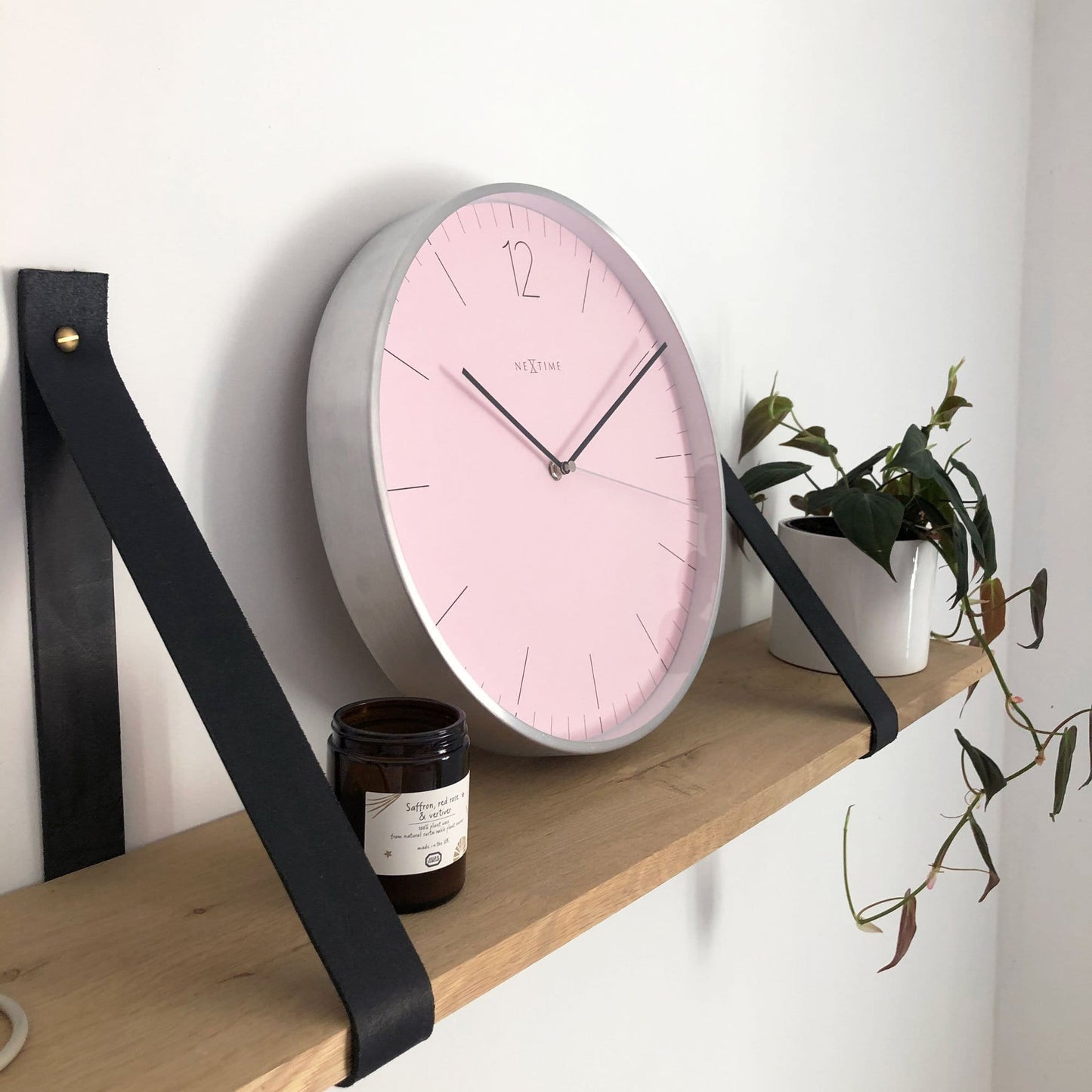 Wall clock - 34 cm - Glass / Metal - Elegant 'Essential Silver'