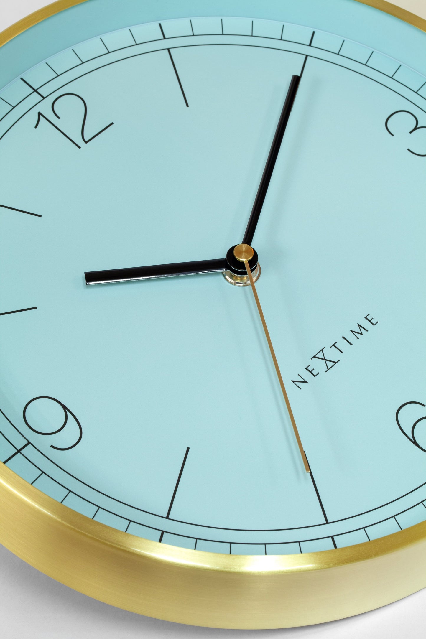 Wall clock 25cm-Silent-Green/Turquoise/White/Black-Metal-NeXtime 'Bolero'