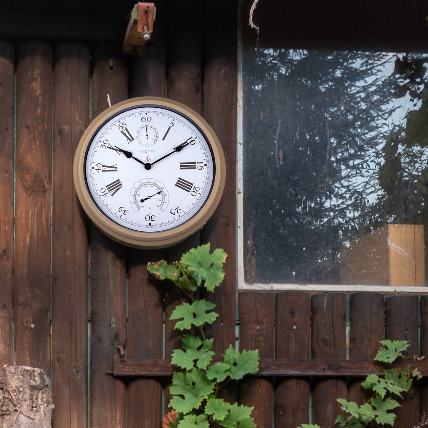 Weatherstation - Wall clock - Weatherproof - 40.5 cm - Metal - Hyacinth