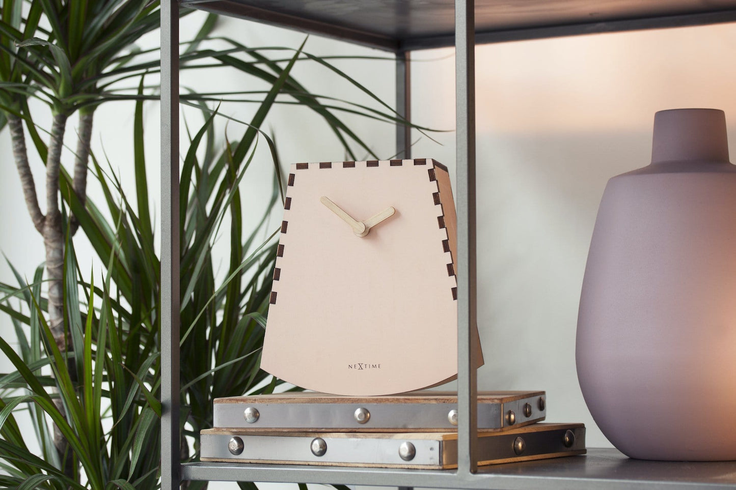 Table clock - 20 cm -Wood - Motion Clock- 'Rocky'