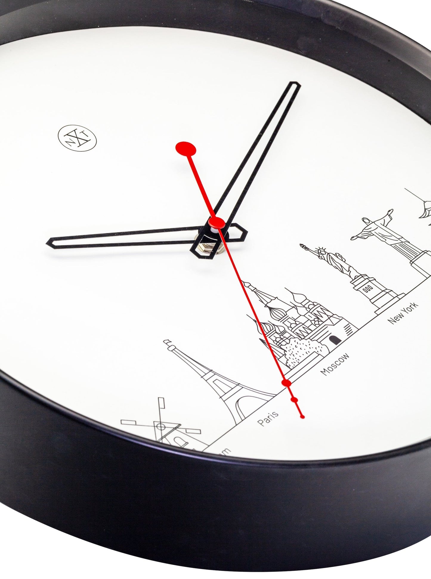 Wall clock - 30 cm - Plastic - 'Worldtour'