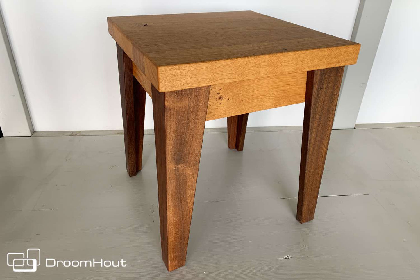 Bijzettafel Le Cruc (limited edition)
