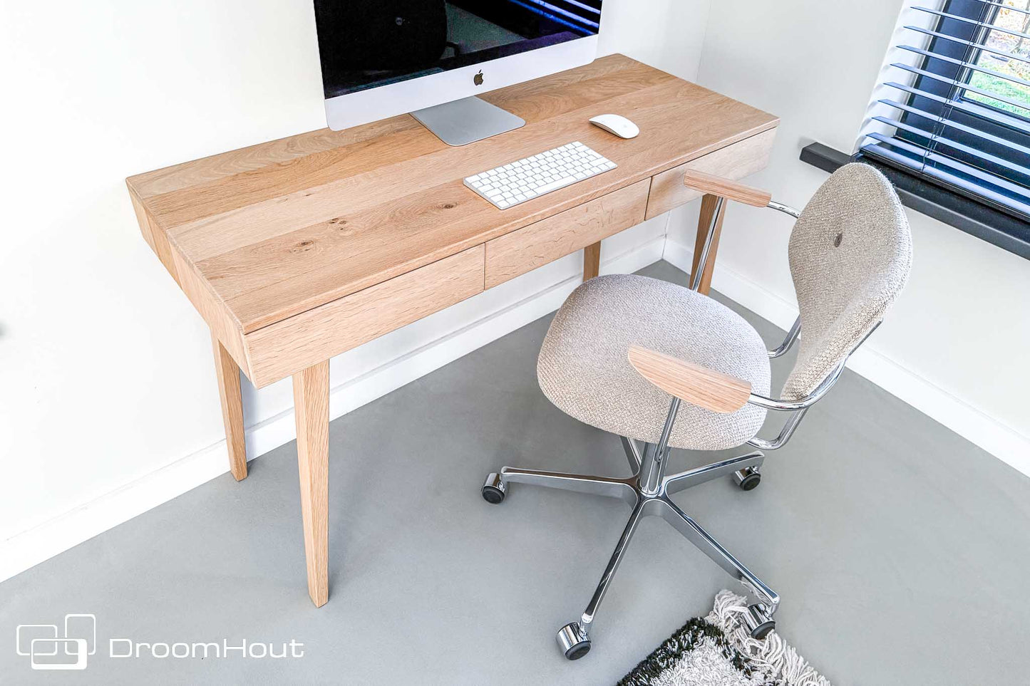 DroomHout bureau Nova