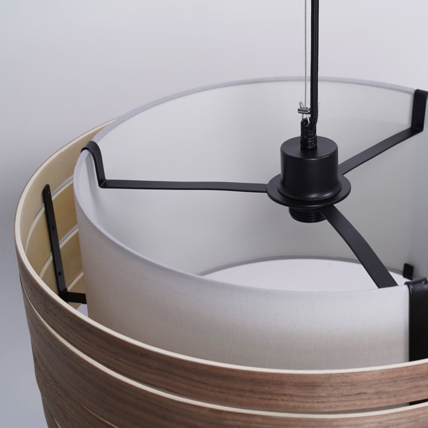 Pendant Electric Unit (Universal E27) 150cm - Stainless Steel wire-Fabric power cable-Black-"Beam"