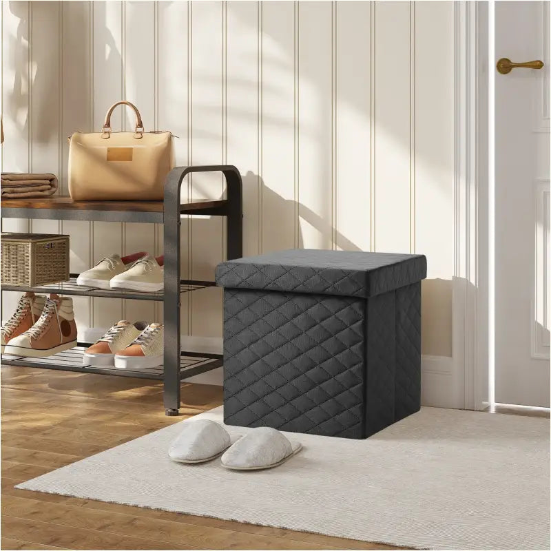 BukkitBow - Opbergpoef met Deksel - 40L Capaciteit - Modern Design - Opvouwbaar - Zachte Zitting - 38x38x38CM