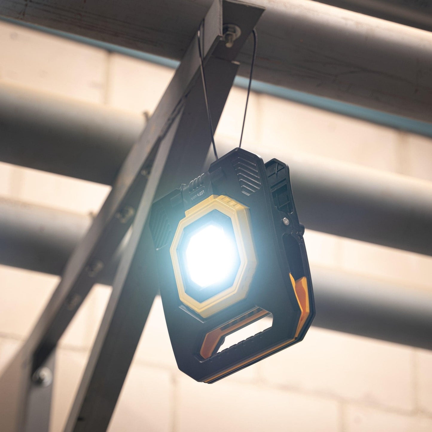 LED's Work Oplaadbare Werklamp 1500 - Met accu oplaadbaar - Draadloos - IP54 waterbestendig