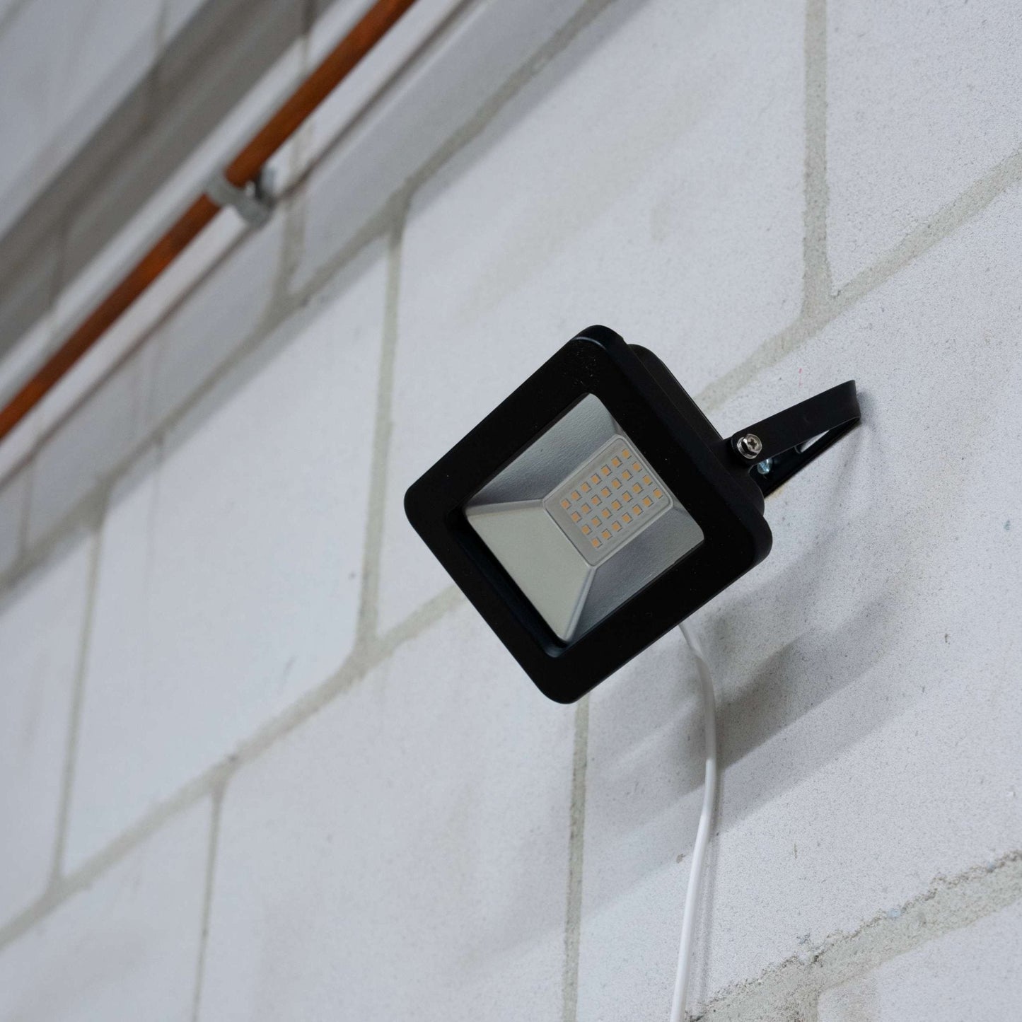 LED's Light Verstralers 2200 - Waterdicht IP65 - 20W - Zwart