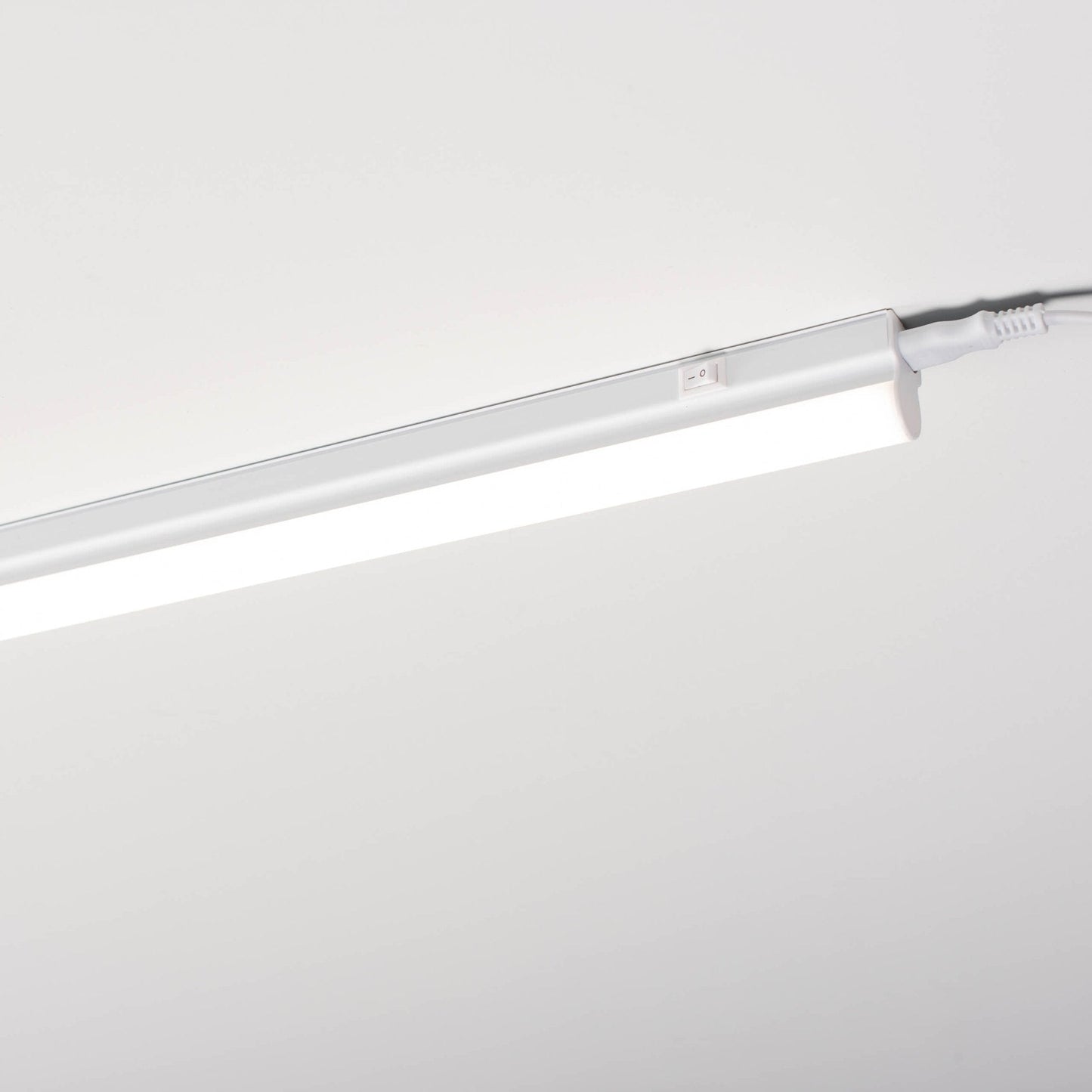 LED's Light Universele LED T5 balk 90 cm - voor kasten en keukens - Koppelbaar - 400 lm
