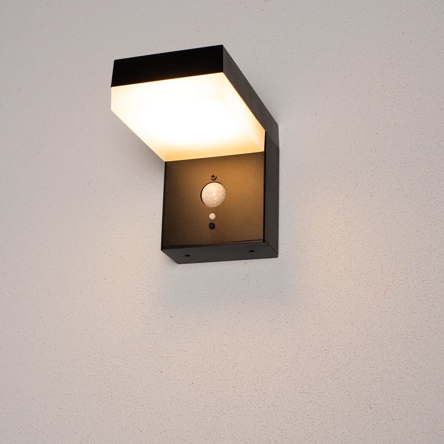 LED's Light RVS Solar LED Muurlamp met Bewegingssensor - Draadloos - Vierkant - 3 standen - Zwart