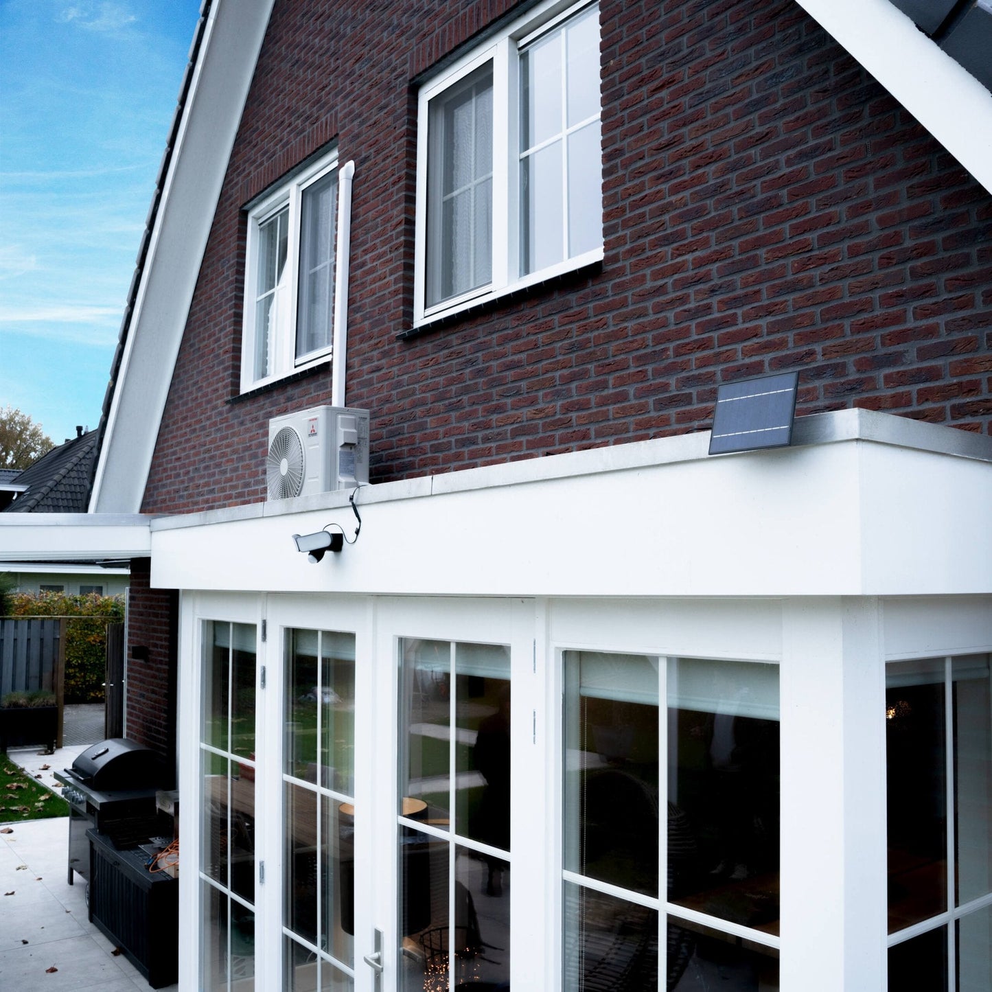 LED's Light Solar LED Buitenlamp met Bewegingssensor - 2 lichts - Automatisch aan/uit - Afneembaar paneel - Zwart