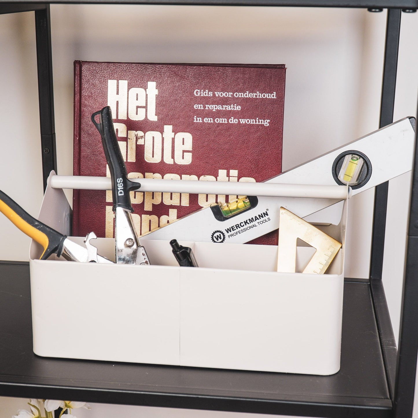 Metalen Bak met Vakken- Organizer - Metaal - Zand - 30x17x17cm