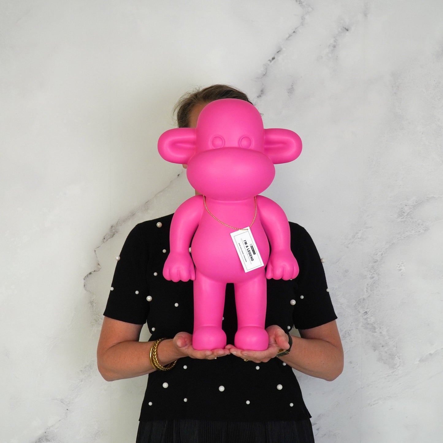 Ornament - Aap Beeld 'The Legend' - Polyresin - Roze - 33x21x50cm