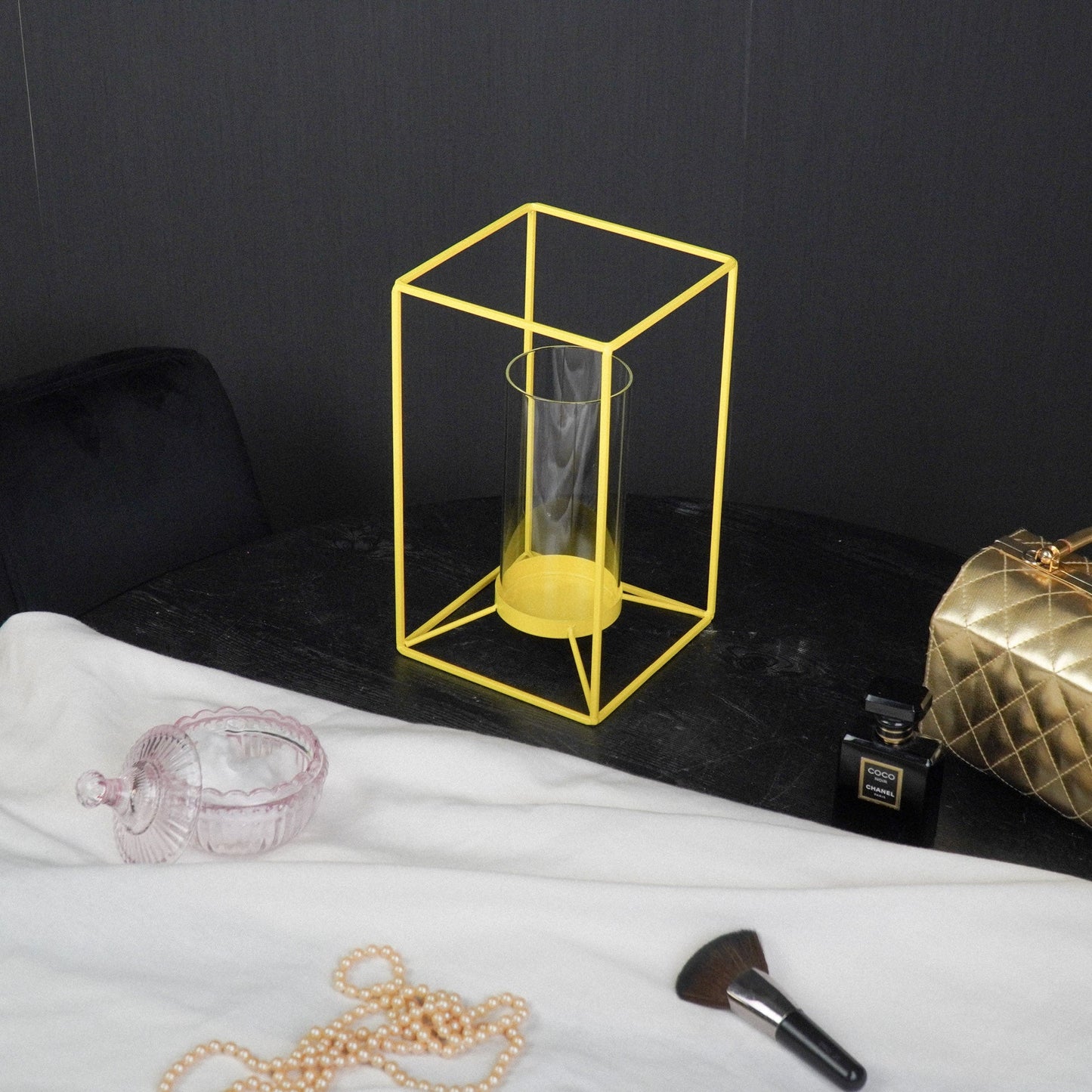 Kaarshouder- Windlicht - Metaal/Glas - Fluor Geel- 14,5x14,5x25cm