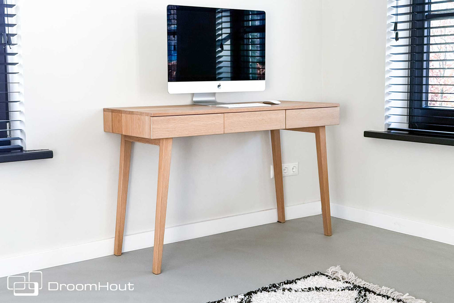 DroomHout bureau Nova