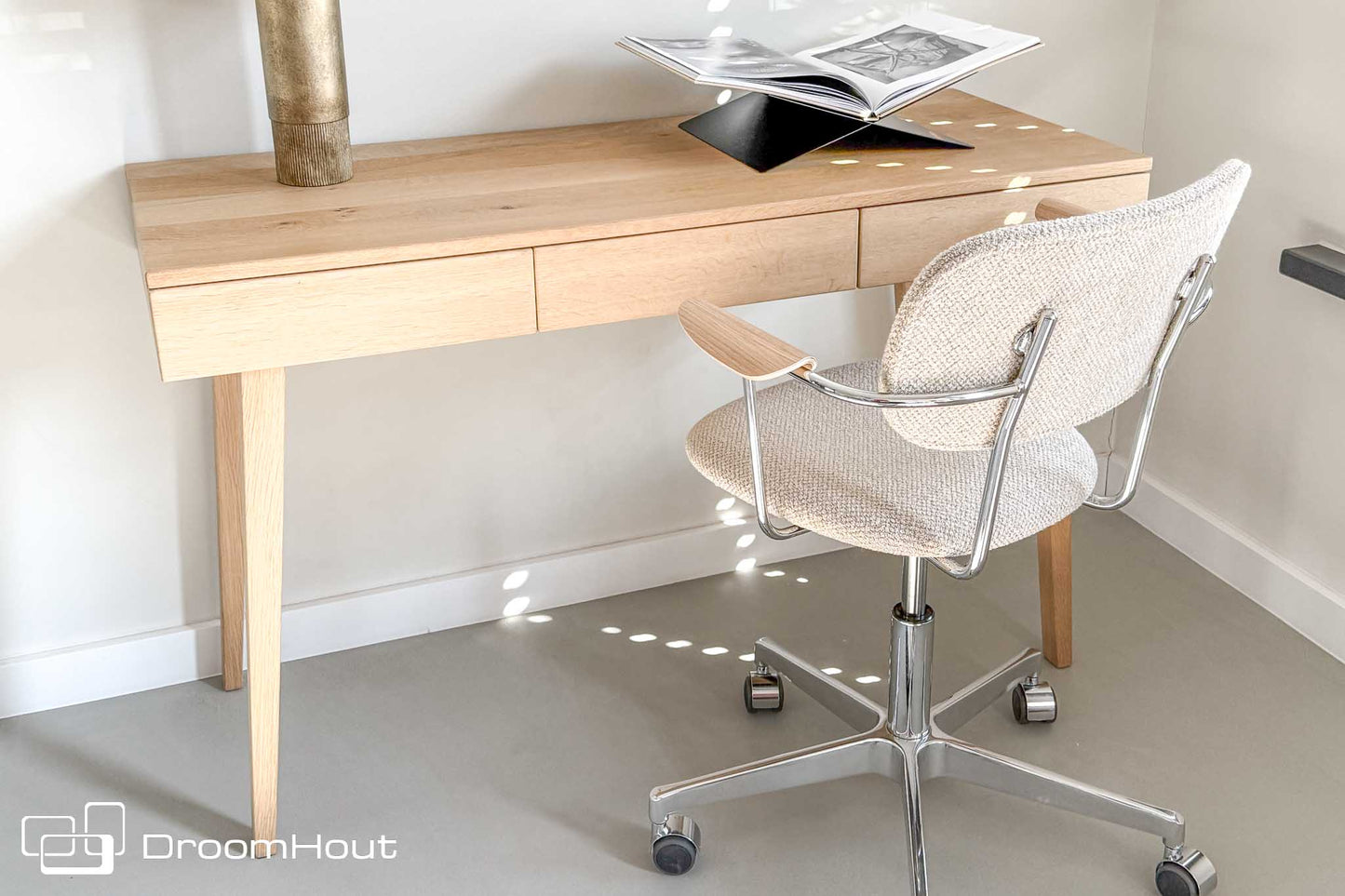 DroomHout bureau Nova