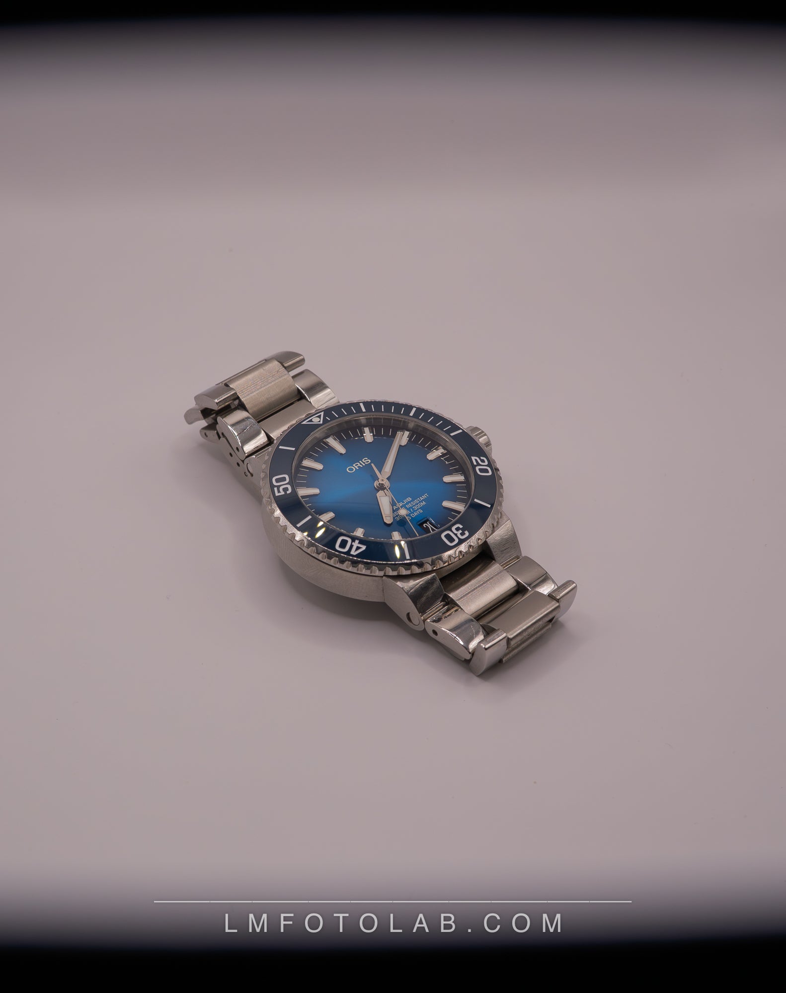 basis effectlenzen vierkant gebruikt op een horloge om dromerig effect te creëren.